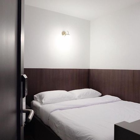 Four Sisters Homestay Bangkok Exterior foto