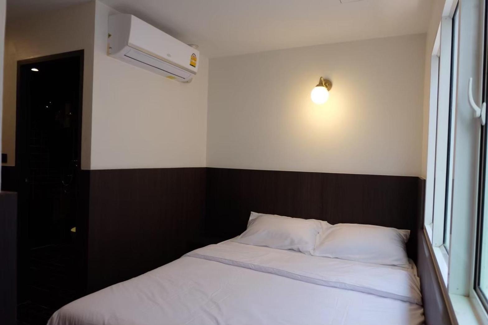 Four Sisters Homestay Bangkok Exterior foto