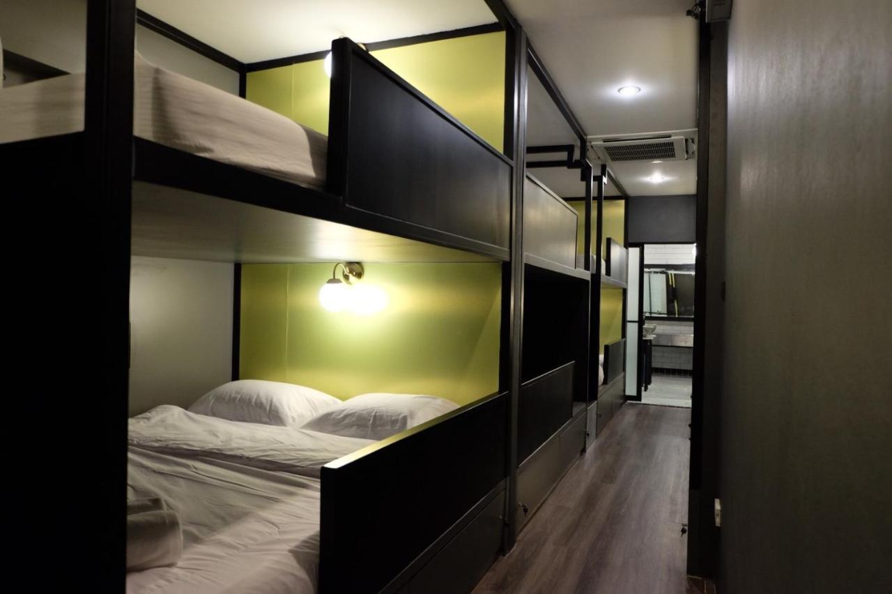 Four Sisters Homestay Bangkok Exterior foto